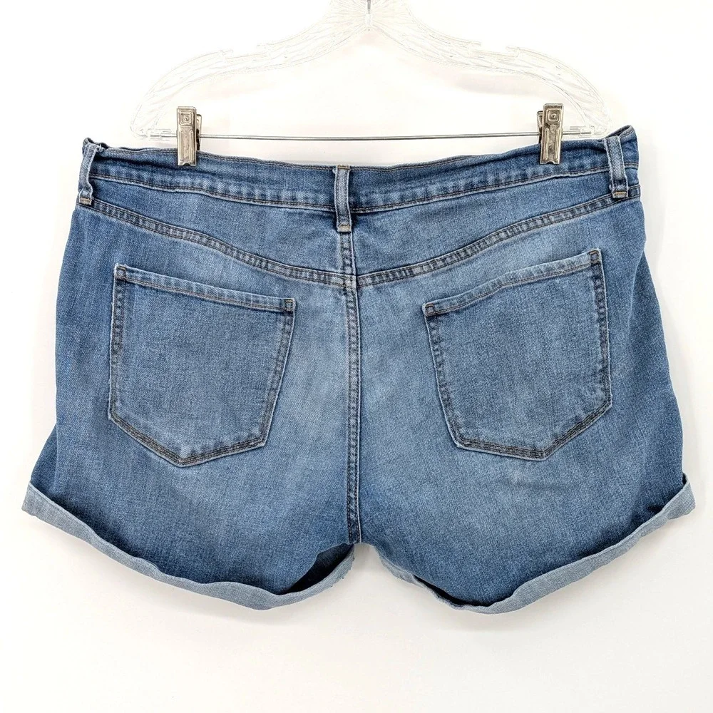 Distressed Denim Cutoff‎ Shorts Boyfriend Fit Old Navy 14 Regular